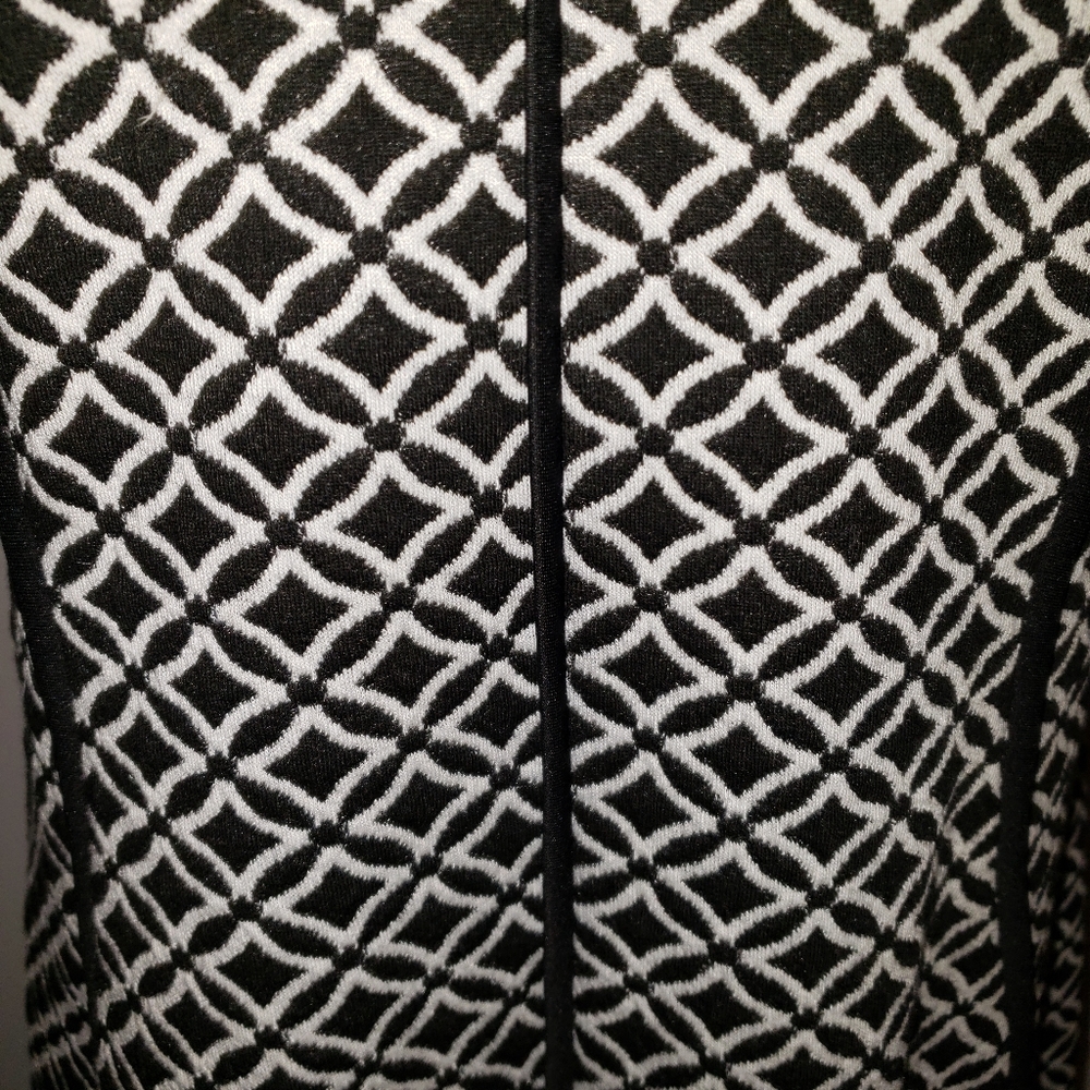 Dress - Picture 3 of 8